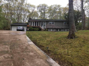 Renovated and Spacious Summer Home with Water View